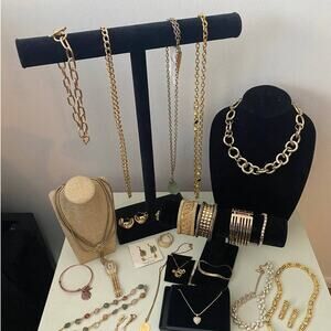Vintage to Now Jewelry Lot